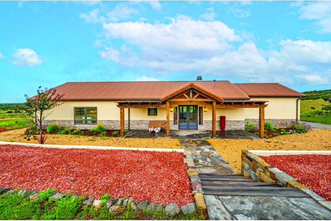 3 Bedroom 594.0 Acre Property — photo as printed in The Real Estate Roundup