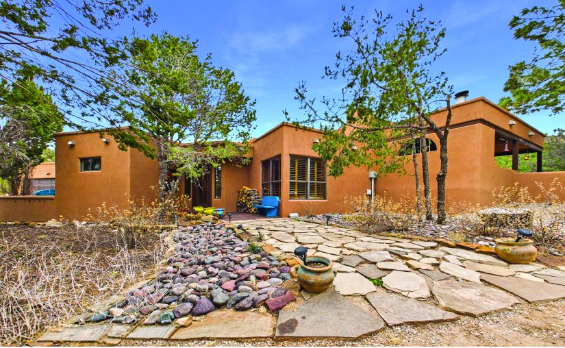 3 Bedroom 4.0 Acre Property — photo as printed in The Real Estate Roundup