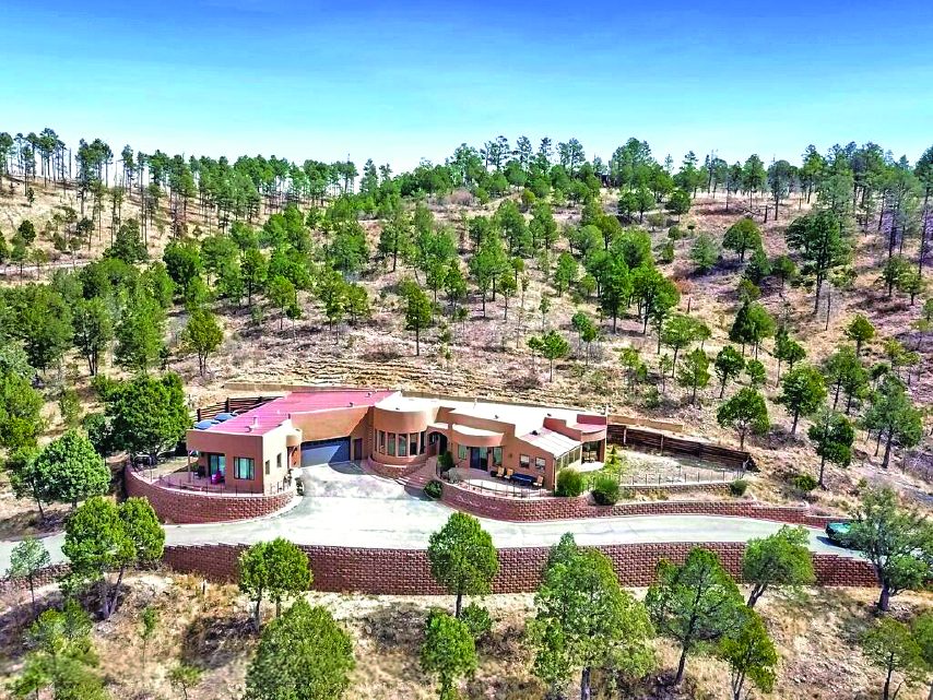 3 Bedroom 6.0 Acre Property in Sierra Blanca — photo as printed in The Real Estate Roundup