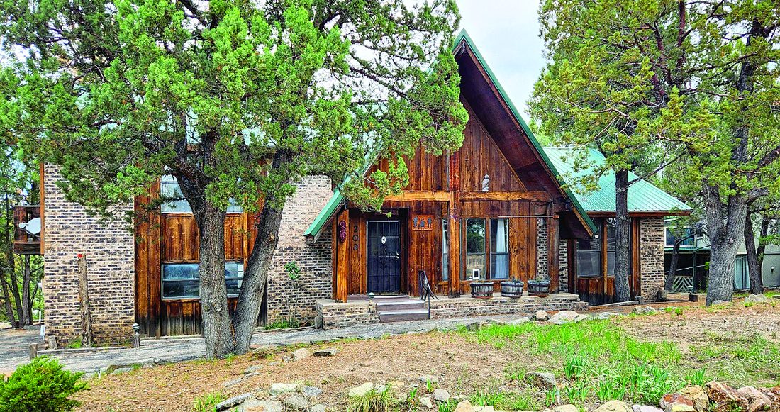 3 Bedroom Property — photo as printed in The Real Estate Roundup