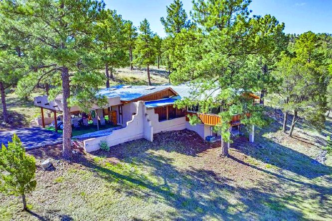 2 Bedroom Property — photo as printed in The Real Estate Roundup