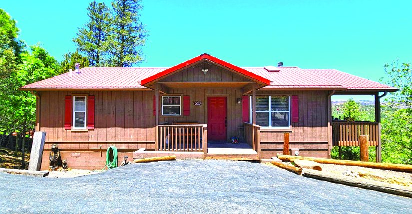 2 Bedroom Property in Ruidoso — photo as printed in The Real Estate Roundup