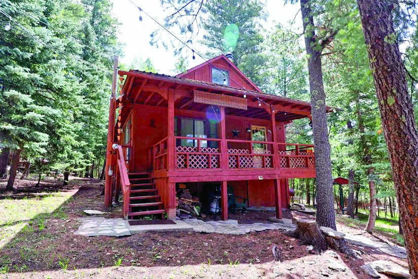 3 Bedroom Property — photo as printed in The Real Estate Roundup