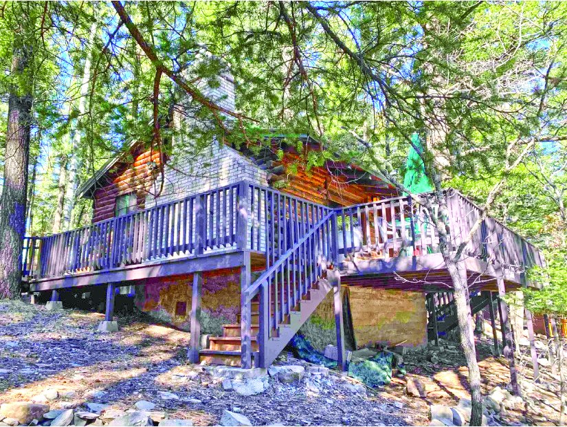 2 Bedroom 0.209 Acre Property — photo as printed in The Real Estate Roundup