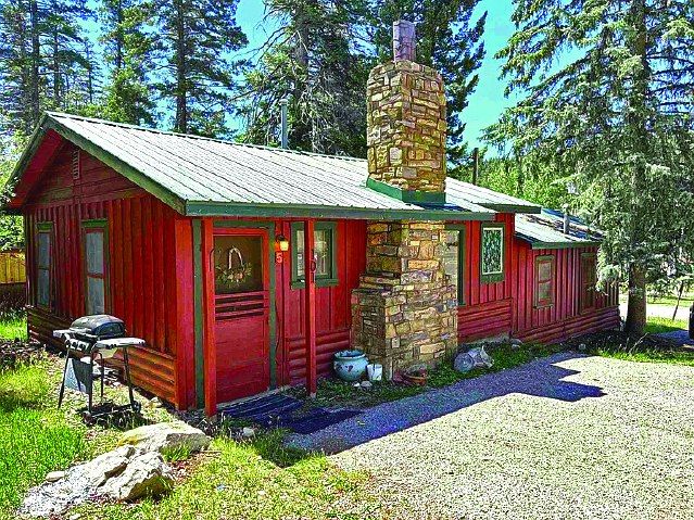 5 Bedroom Property — photo as printed in The Real Estate Roundup