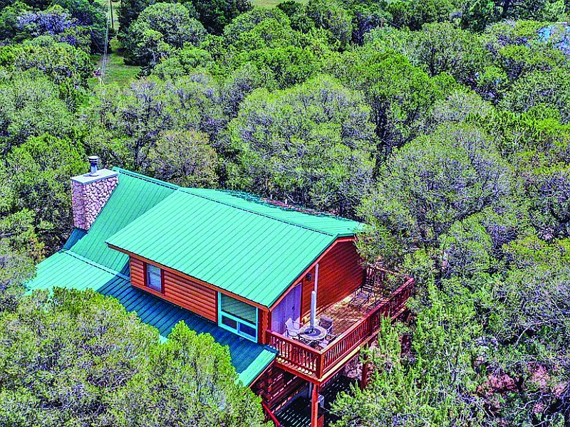 23 Mountain Park Rd — photo as printed in The Real Estate Roundup